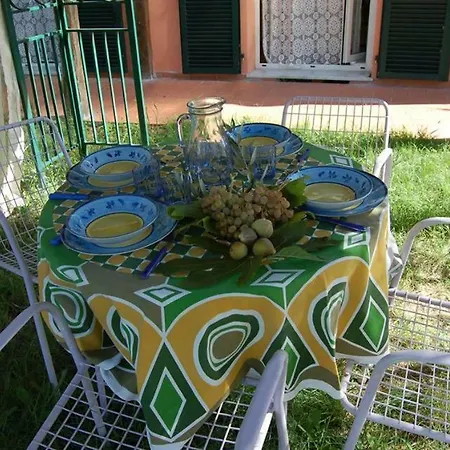 Holiday home Casa Vacanze L'ulivo Arcola
